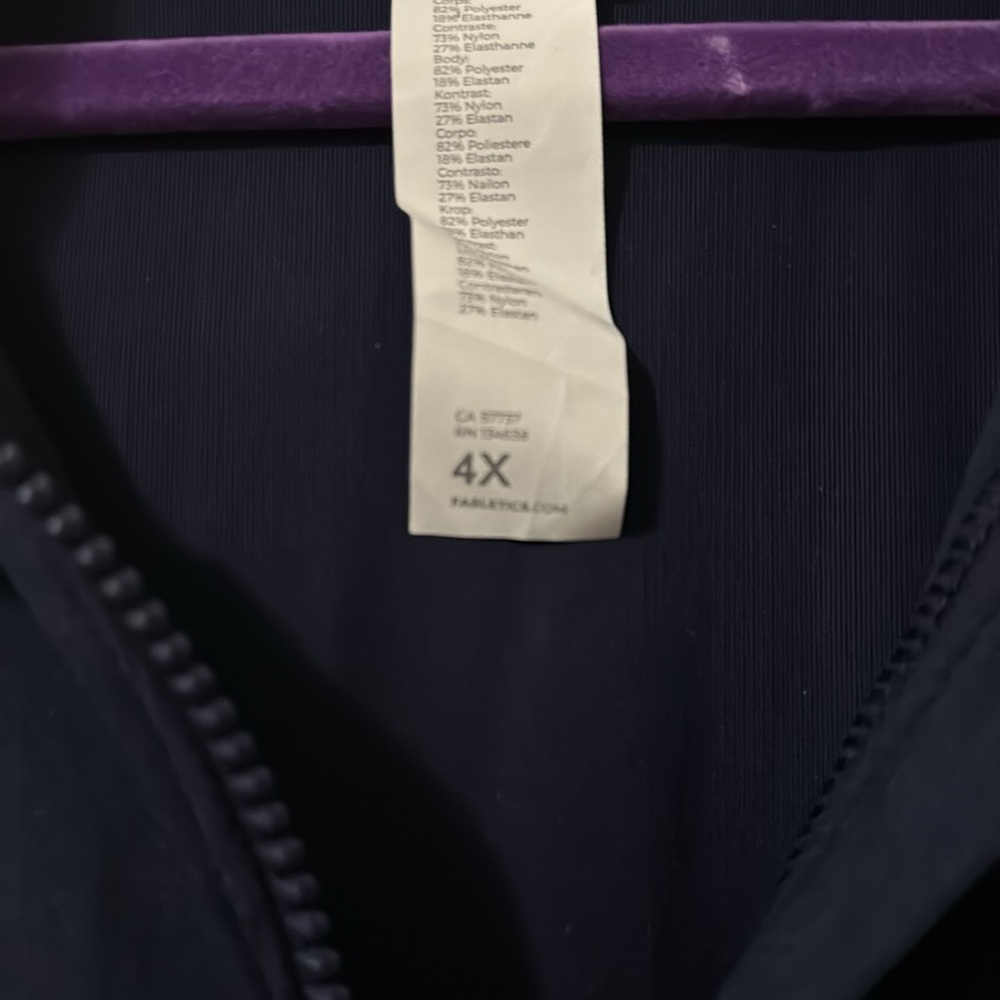 NWT Fabletics Trinity Performance Jacket - Picture 6 of 6